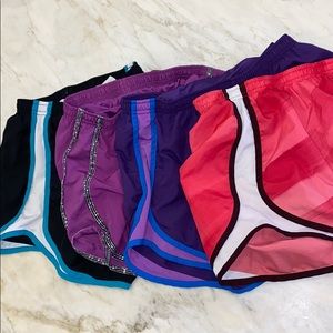 4 pairs of medium nike shorts